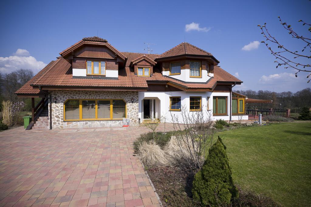 Penzion Honore Depoltovice Ngoại thất bức ảnh